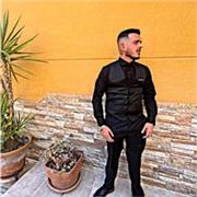 Monitor de ocio y tiempo libre con experiencia en clases particulares de refuerzo, especializado en idiomas ingles y portugués