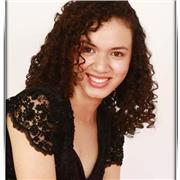 Profissional experiente em ensino de Língua Portuguesa e Inglesa e Literaturas com habilidade de comunicação
excepcional