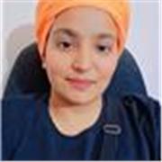 Patient, encouraging, and adaptable English teacher who focuses on building students’ confidence as well as their skills. 