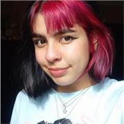 Profe de matemáticas imparte clases a niños de primaria