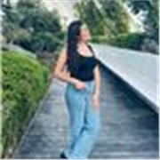 Chica joven, con paciencia que le encanta ayudar a los niños. Ofrece dar clases de matemáticas 