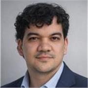 Mentor en emprendimiento, especialista en Innovación e IA empresarial