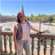 Estudiante de educación infantil y primaria, me ofrezco para dar clases a niños/as de primaria