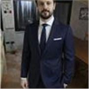 Uso la gestione emotiva tutti i giorni su di me e nelle mie Trattative al lavoro.
E per arrivare a farlo ho fatto diversi corsi