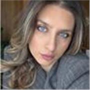 Offro lezioni private ad alunni delle elementari, medie e alcune materie delle superiori, adattandole alle loro esigenze. 