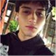 Egresado con manejo avanzado del idoma Inglés y experiencia enseñando a niños y adolescentes