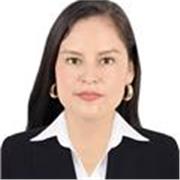 Profesora de español imparte clases a todas las edades