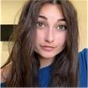 Profesora de francés nativa de Lyon, Francia. Diploma de lenguas extranjeras especialización en español ingles y francés.