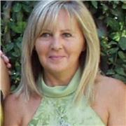 Laureata in matematica; ripetizioni di: Trigonometria, Geometria Analitica Algebra, Funzioni .(docente di ruolo Matematica)