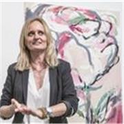 Profesora con más de 15 años de experiencia docente en materias artísticas. 