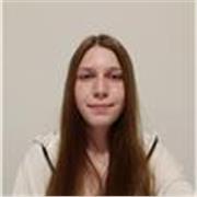 Estudiante de bachillerato, aplicada y con ganas de enseñar a otros estudiantes que lo necesiten, sobretodo a nivel eso o primaria