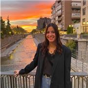 Profesora titulada en Nutrición Humana y Dietética, y en Ciencia y Tecnología de los Alimentos, con seis años de experiencia
