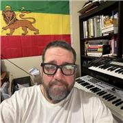 I’m a patient, skilled online tutor who helps teens build confidence and creative skills in music and English.