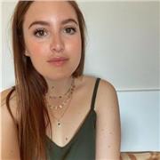 Dottoressa magistrale in Lingue e Letterature Straniere con esperienza all'Université de Poitiers, offro lezioni online di frances