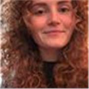 Sono una studentessa di lingua e letteratura. Sono disponibili per lezioni di inglese e portoghese