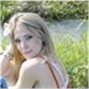 Studentessa universitaria diplomata in lingue impartisce lezioni di : storia , inglese , italiano , storia dell’arte e biologia per studenti della scuola elementare , superiore e universitaria