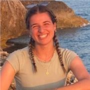 Native English tutor in the London area, able to give classes to all ages