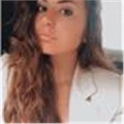 Diplomata al liceo linguistico nel 2018, in possesso di certificazione b2 (first) impartisce lezioni di lingua inglese dalle scuole elementari alla quinta superiore. Si effettuano lezioni di grammatica, conversazione e scrittura; preparazione mirata ai te