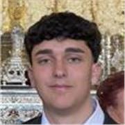 Me considero una persona responsable, cercana y apasionada por el fútbol. Llevo más de 12 años jugando. Quiero dar clases a niños