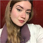 Adapto mis clases particulares segun cada alumno, estoy en mi segundo año de pedagogia en donostia. Tengo experiencia en trabajar con los niños soy muy dinamica y dibertida.