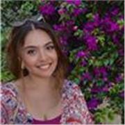 Lezioni di Inglese🇬🇧 Ex Export Manager e ora studentessa di medicina con livello C2 certificato offre lezioni di inglese