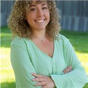 ¡Potencia tu aprendizaje con mis clases personalizadas! Ya sea en línea o en persona, te ofrezco la experiencia de una profesora con historial tanto en clases particulares como en la universidad. ¡Me adapto a tus necesidades para garantizar un aprendizaje