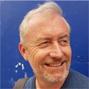 Graphiste artiste indépendant enseignant en communication visuelle et art