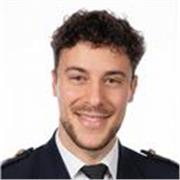 Graduado en ingeniería informática, imparte clases particulares de informática y programación a varios niveles