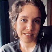 Profesora de dibujo, pintura y técnicas varias de expresión gráfica