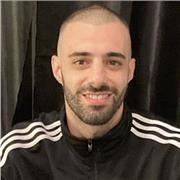 Profesor de golf imparte Clases para empezar a jugar al golf