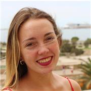 Soy una chica joven Graduada en Estudios Ingleses por la universidad de Salamanca. Ofrezco clases particulares de inglés a todos los niveles y todas las edades