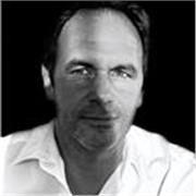 Professeur en Stratégie, Management, Gestion, Finances, Marketing, Conseil en Entreprise, RH