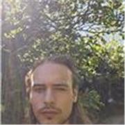 Laureato in Storia impartisce lezioni private di Storia per studenti di scuole secondarie di Primo e Secondo grado