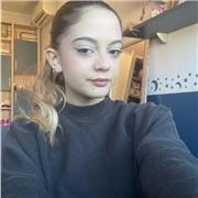 Studentessa diplomata al liceo classico, supporto compiti per elementari/medie a Milano, con esperienza nell’aiuto scolastico