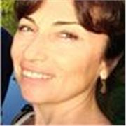 An English teacher offers private lessons for students