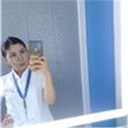 Maestro en compartir clases de matemáticas aplicadas con niños y adultos