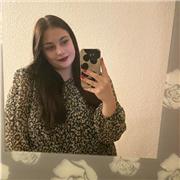 Lehramtsstudent für Englisch und Geschichte dazu bin ich Muttersprachlicherein und habe eine Zeit lang und Dublin, Irland gewohnt