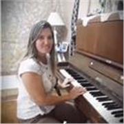Professora particular de musica.Musicalizacao infantil e iniciação ao piano e teclado