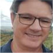 Professor com doutorado em Engenharia Química com mais de vinte anos de experiência em sala de aula no conteúdo de química