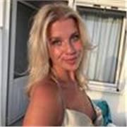 Ich bin Nele und studiere Englisch auf Lehramt für Gymansien, Gesamt und Realschulen. Ich würde mich freuen euch zu unterstützen:)