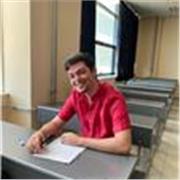 English teacher for beginner and intermediate levels, for children of all ages.