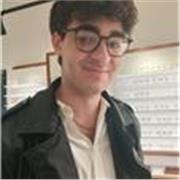 Diplomato al Liceo Classico con 100 e Studente universitario di Economia offre ripetizioni di Latino, Greco, Matematica, ecc