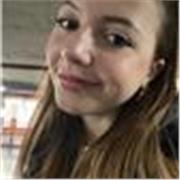 Sono Giorgia, 22 anni, diplomata al liceo linguistico e studentessa di odontoiatria.😊 Offro ripetizioni e aiuto compiti per eleme
