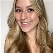 Niñera para ayudar con tareas a niños, ya sea de español, inglés o biología