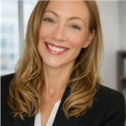 Published author, university lecturer and trauma and neuro-aware qualified coach offering personalised online coaching