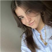 ¡Si tienes ganas de aprender español estoy segura de que te puede ayudar!