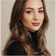 Si buscas aprender ruso de forma estructurada, práctica y con una profesora que domina el idioma con fluidez, estaré encantada de acompañarte en este proceso