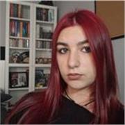Profesora de refuerzo escolar especializada en Primaria y ESO. Doy clases de: Historia, Filosofía, Latín, Inglés y Castellano