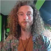 Professeur à domicile : Guitare ,Basse,Didjeridoo ,Handpan.