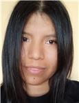 Estudiante universitaria imparte clases de repaso a niños de primaria y eso